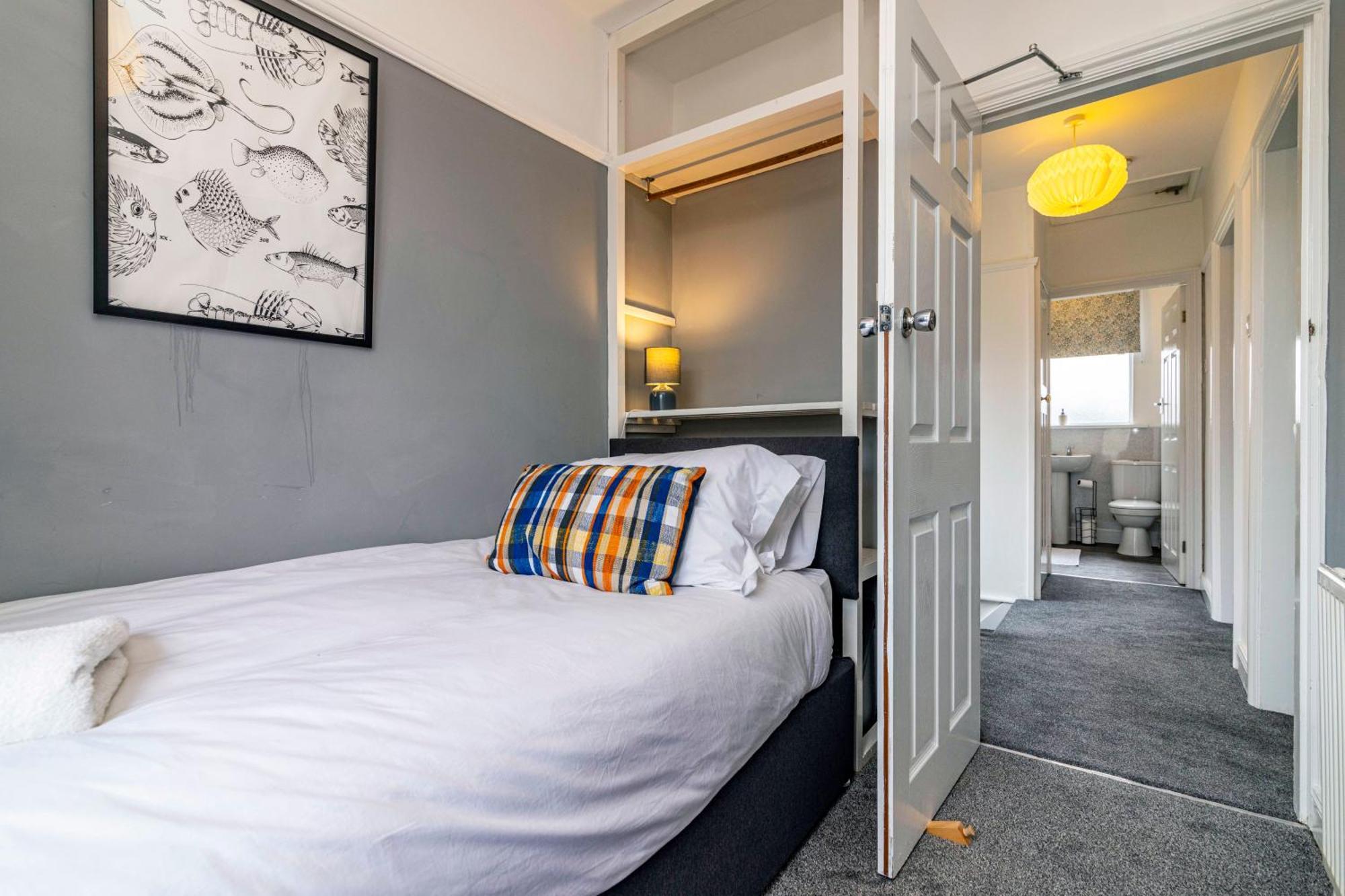 נוטינגהאם Lovely 4Bdr Home- Off Street Parking Sleeps 7 מראה חיצוני תמונה