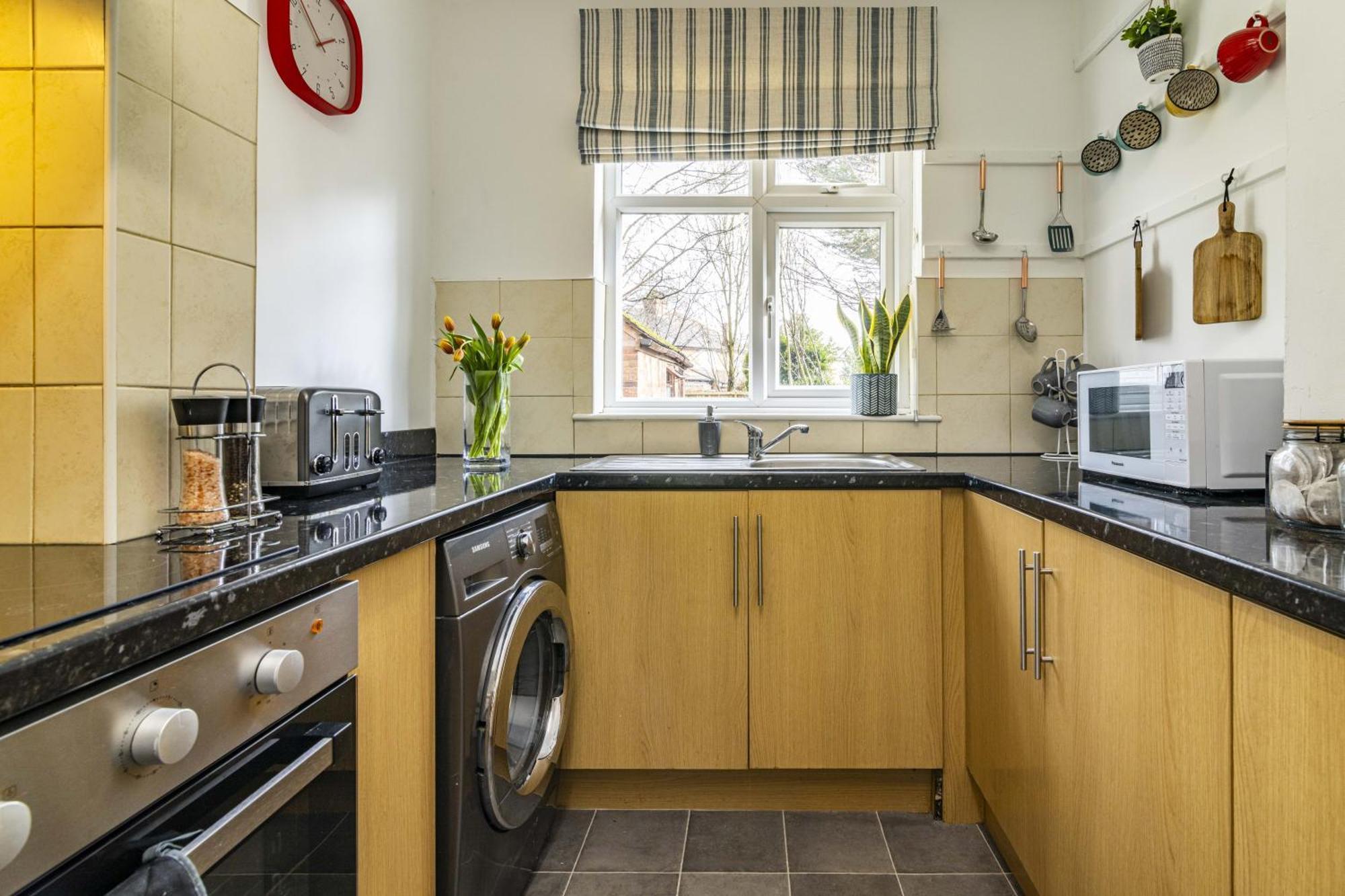 נוטינגהאם Lovely 4Bdr Home- Off Street Parking Sleeps 7 מראה חיצוני תמונה