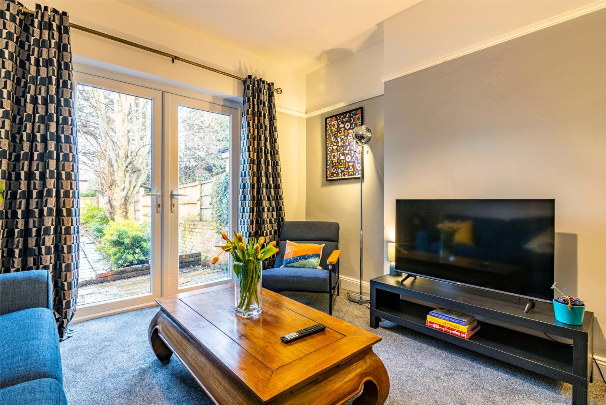 נוטינגהאם Lovely 4Bdr Home- Off Street Parking Sleeps 7 מראה חיצוני תמונה