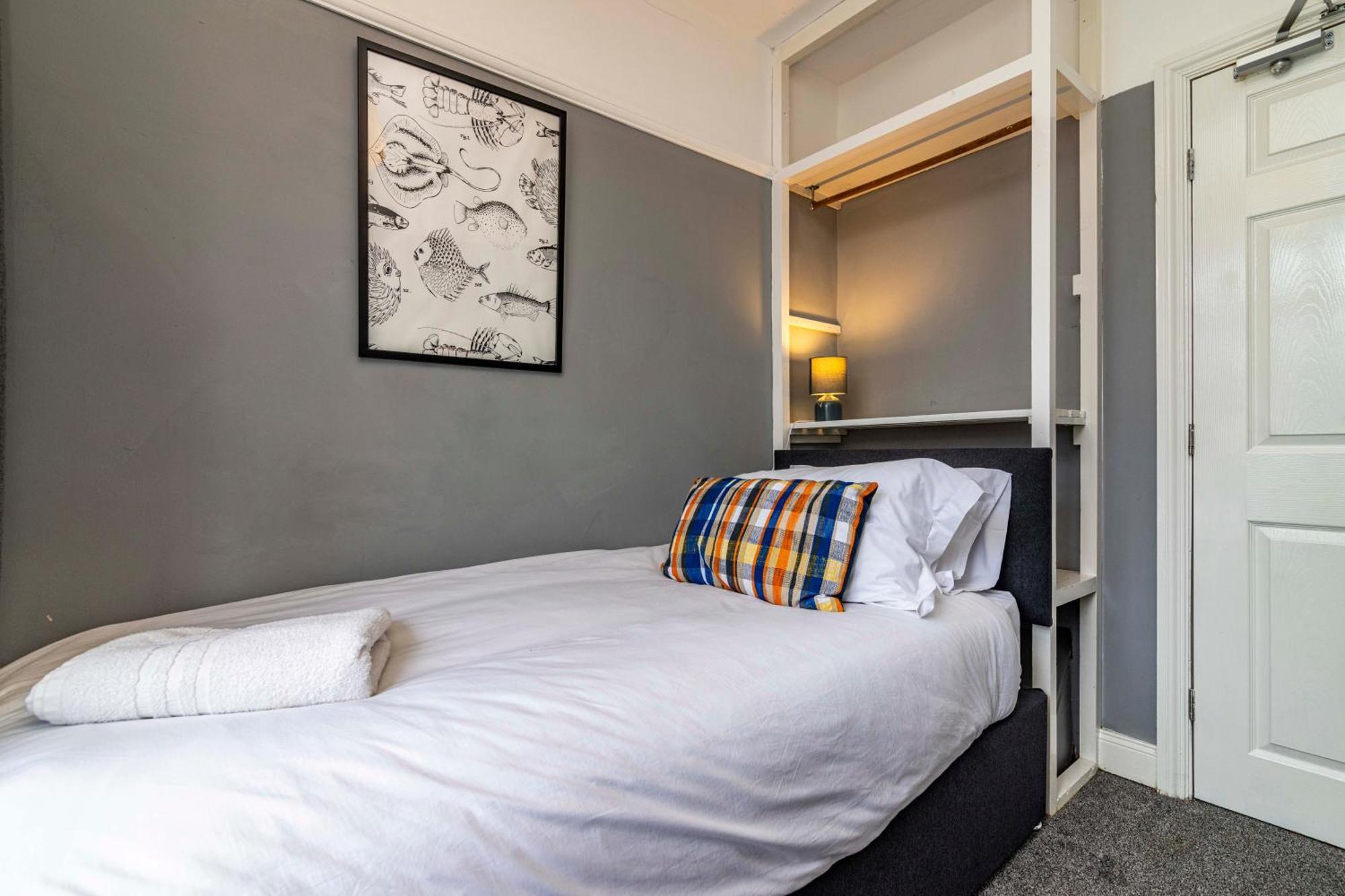 נוטינגהאם Lovely 4Bdr Home- Off Street Parking Sleeps 7 מראה חיצוני תמונה