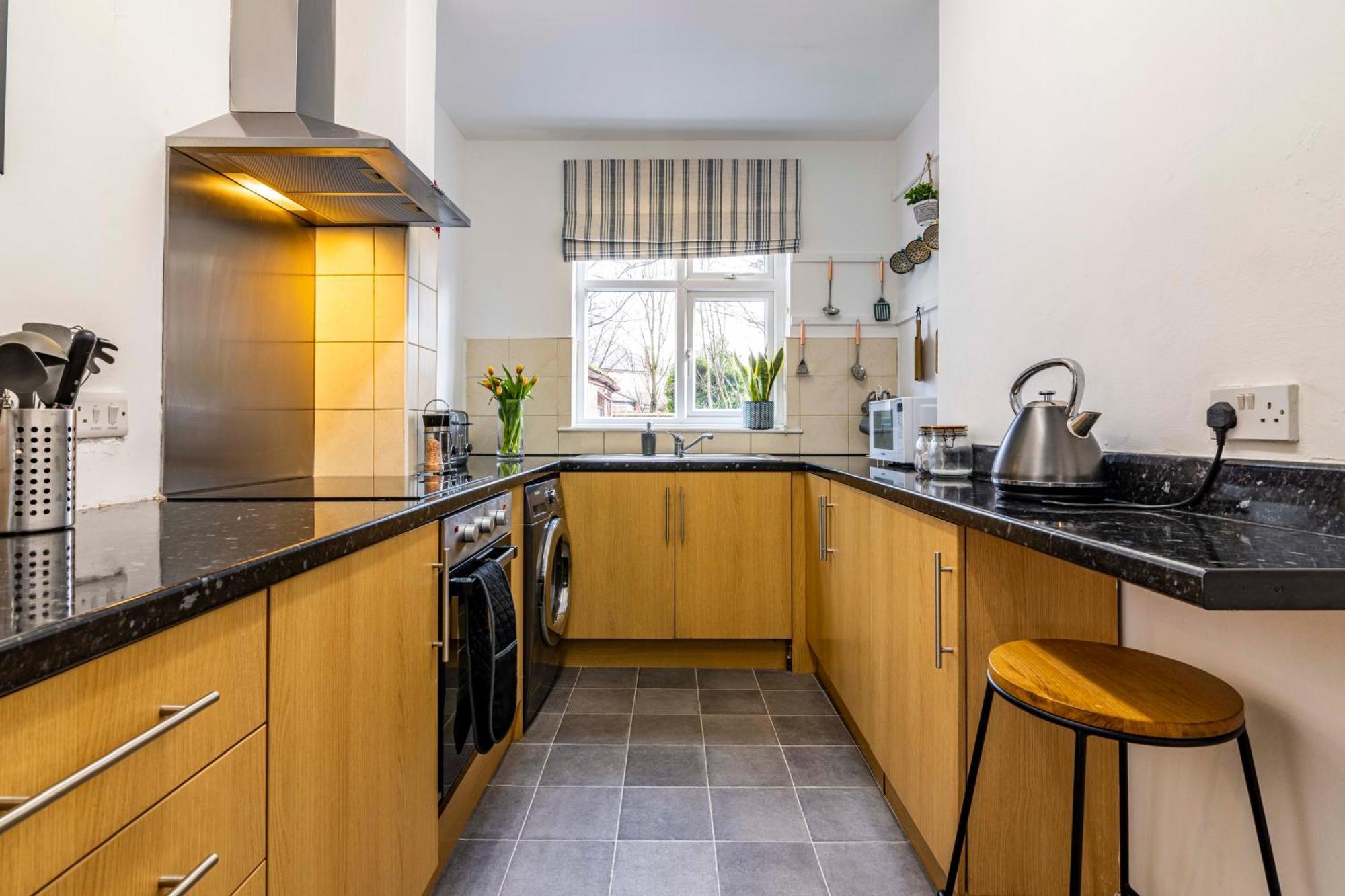 נוטינגהאם Lovely 4Bdr Home- Off Street Parking Sleeps 7 מראה חיצוני תמונה